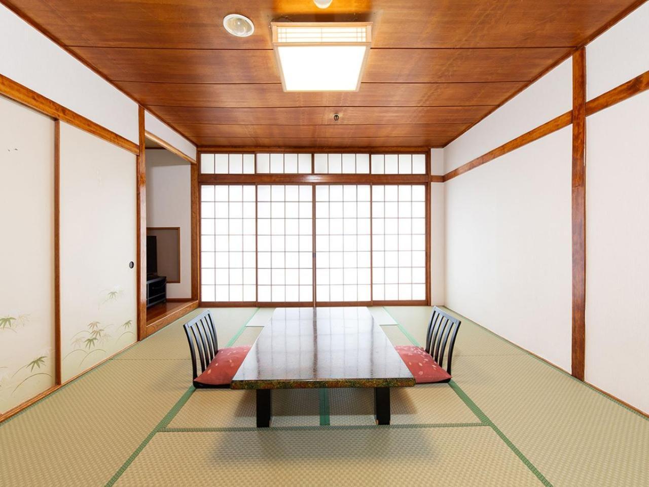 鬼怒川ロイヤルホテル 日光市 エクステリア 写真